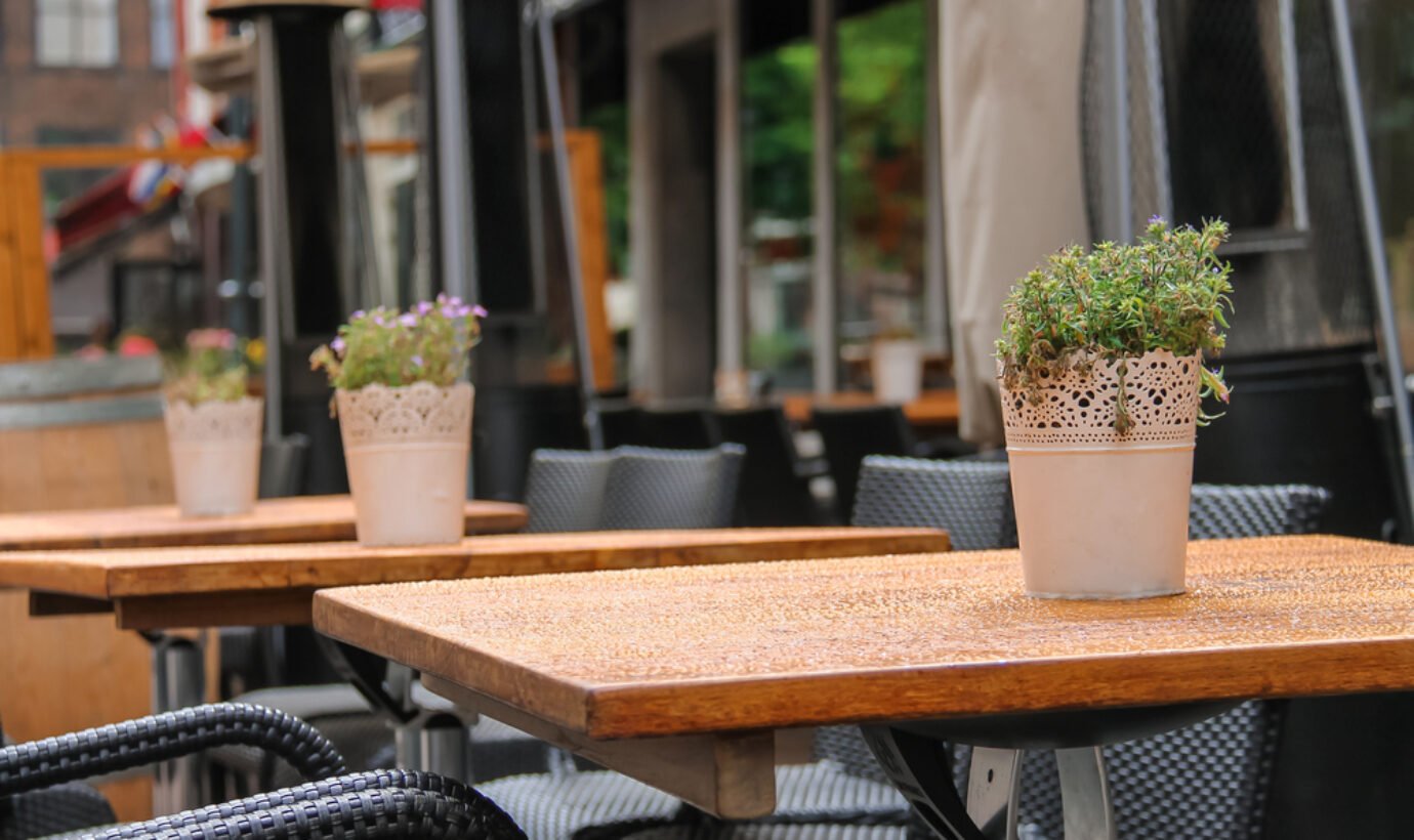 New initiative helps to make the most of the pavement cafe culture |  Accountants Bury St Edmunds & Thetford - Knights Lowe
